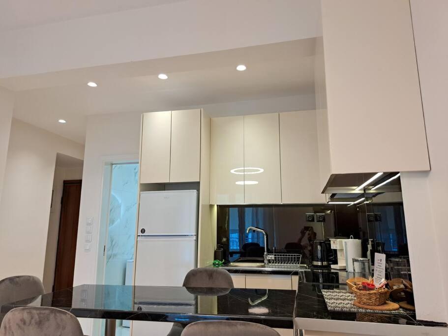 Luxury Suite Pátra Eksteriør bilde